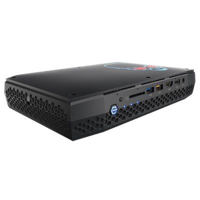 RealPC NUC 8i7 VEGA